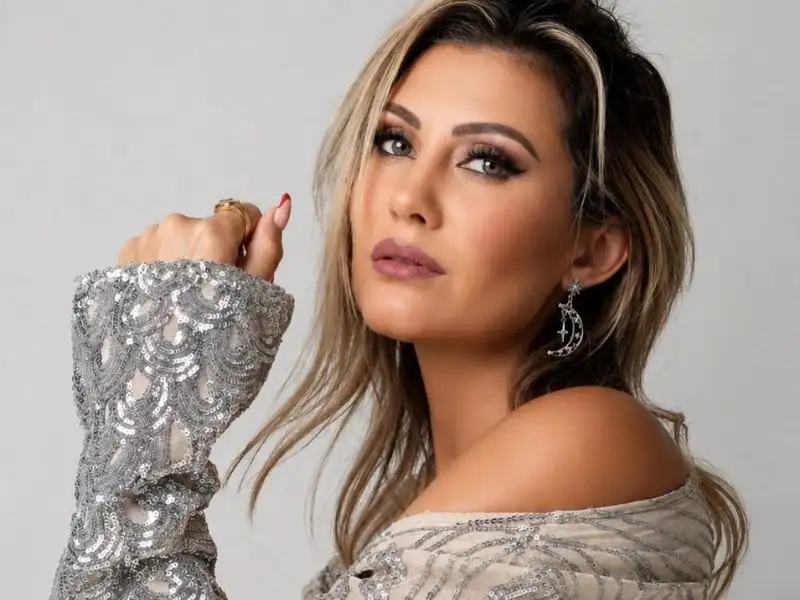 [VIDEO] CHARLIZE BERG │ Vat jou donker na die LIG toe! 