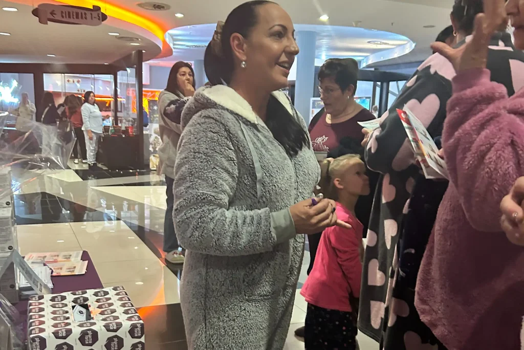 Fliek in pajamas (2)_result